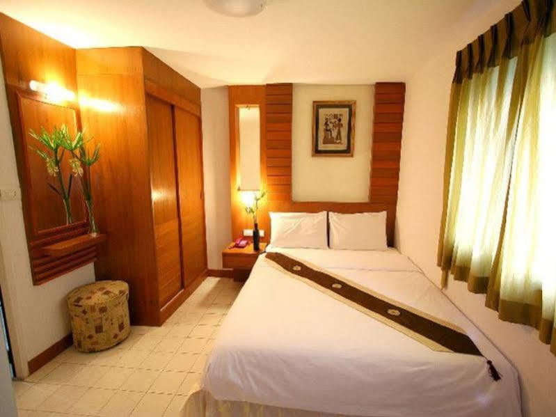 אפרטהוטל Phuket Pk Mansion מראה חיצוני תמונה
